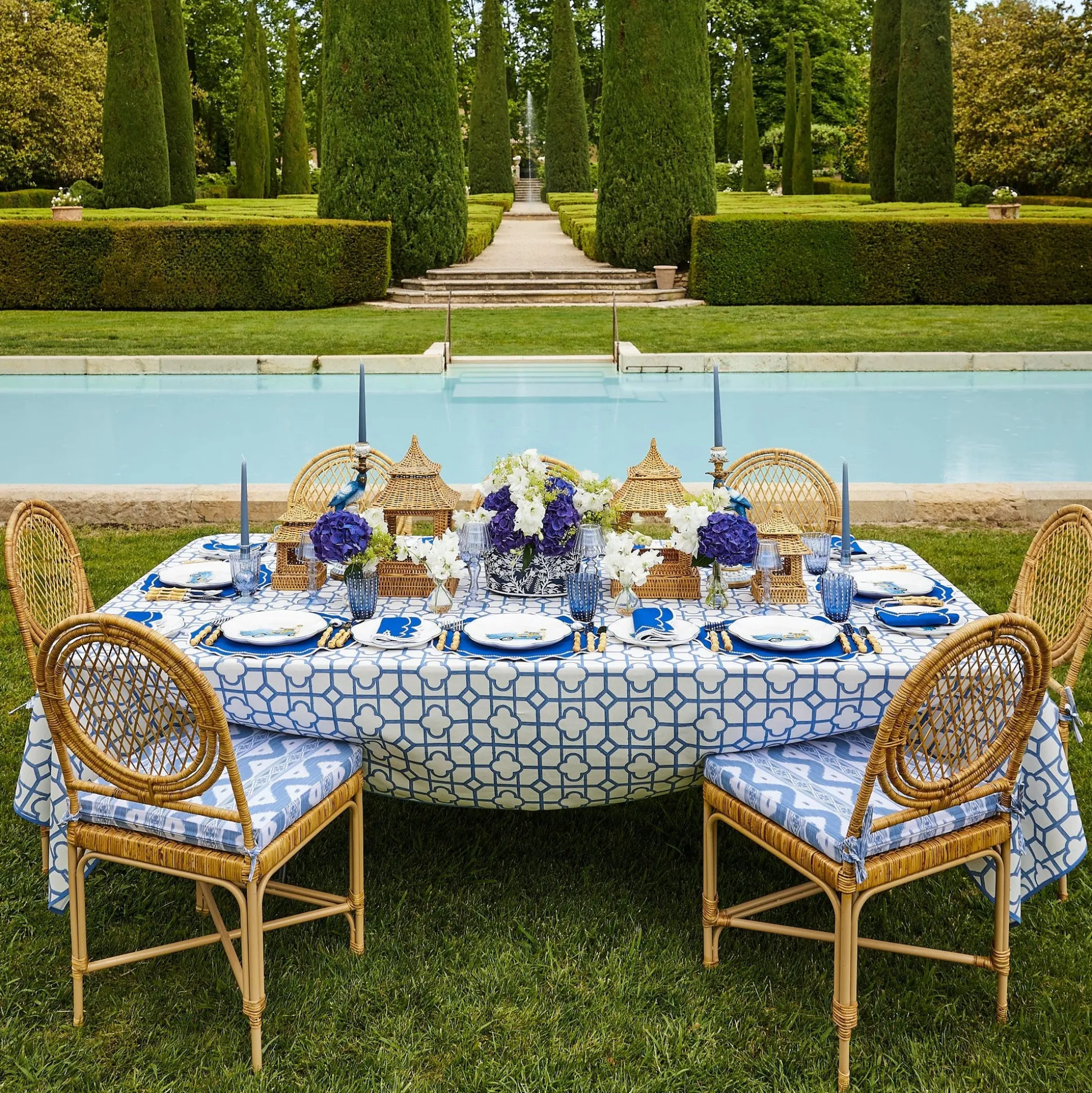 Blue Bamboo & Gabrielle Linen Set