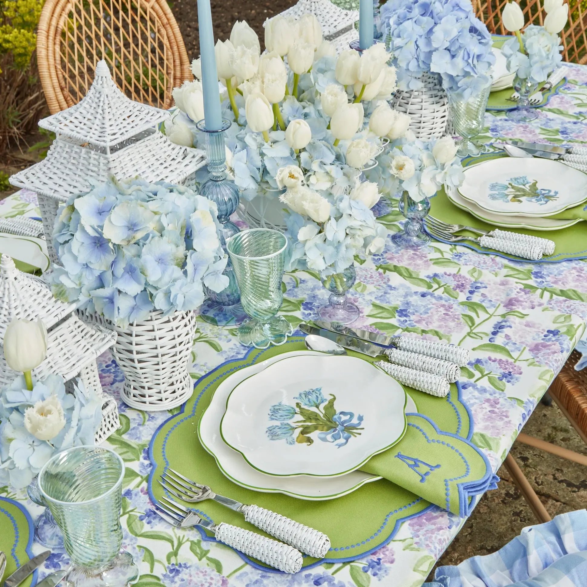 Blue Tulip Starter Plate