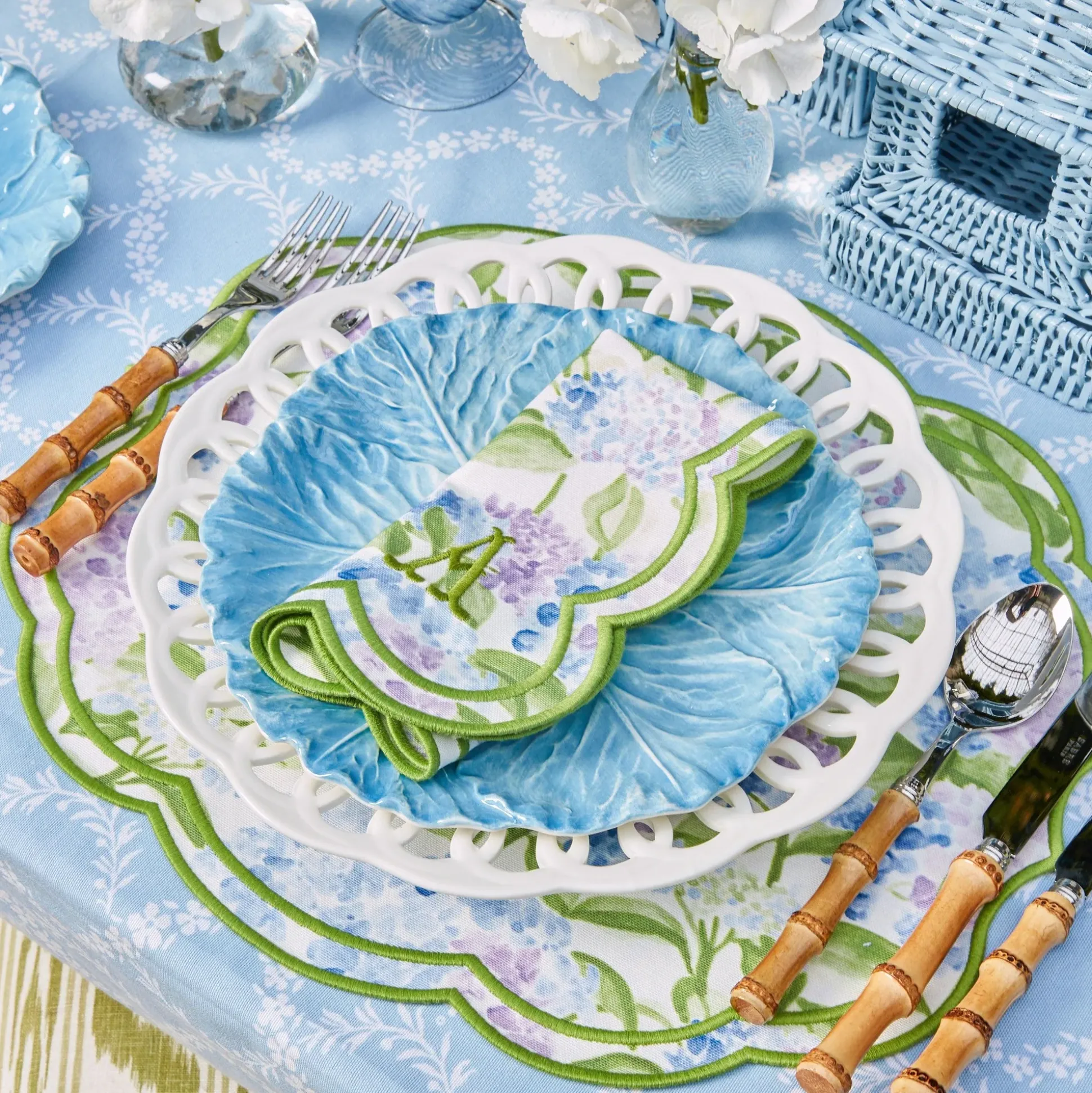 Camilla Hydrangea Placemats & Napkins (Set Of 4)