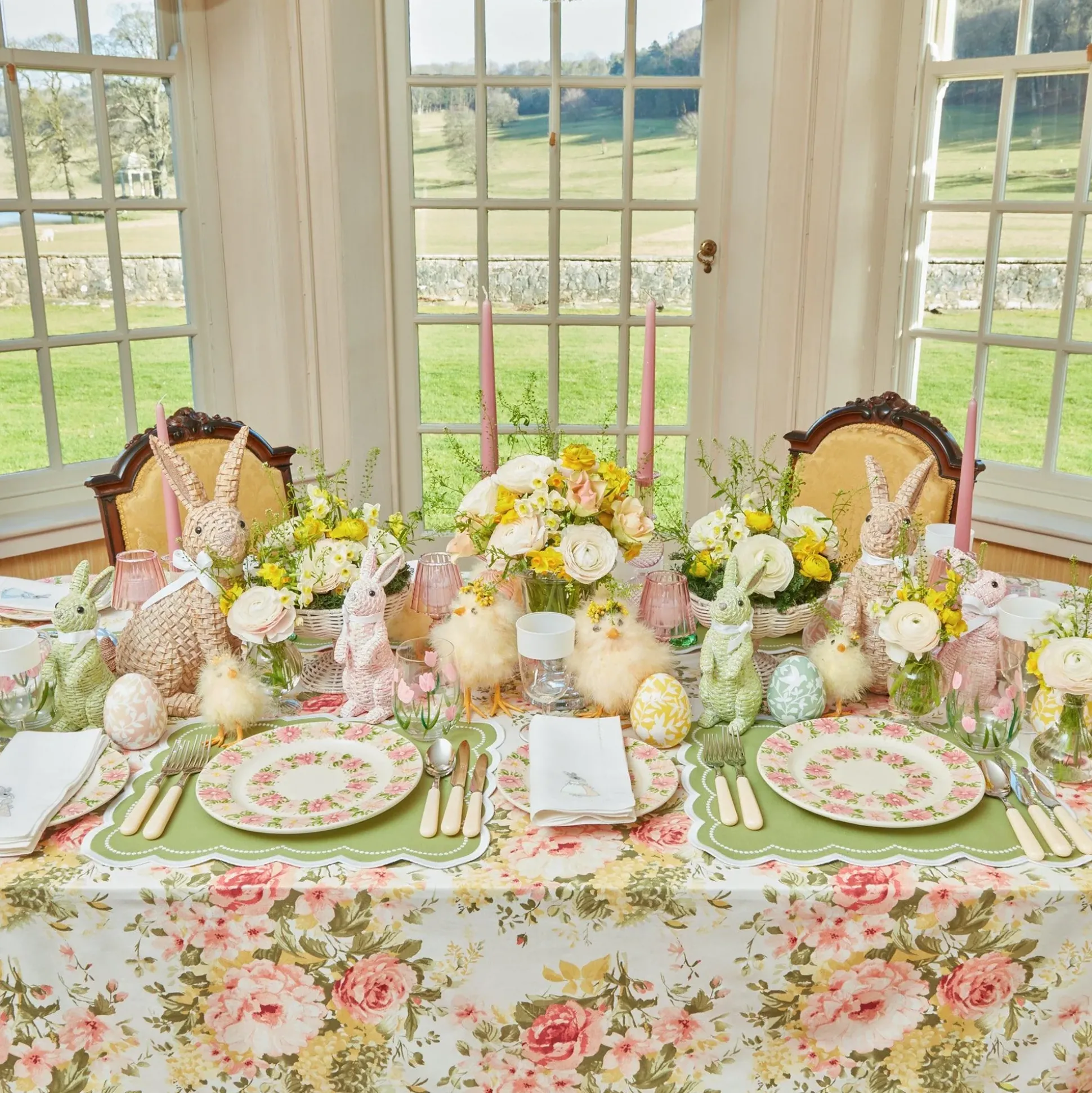 Dahlia Garland Dinner Plate