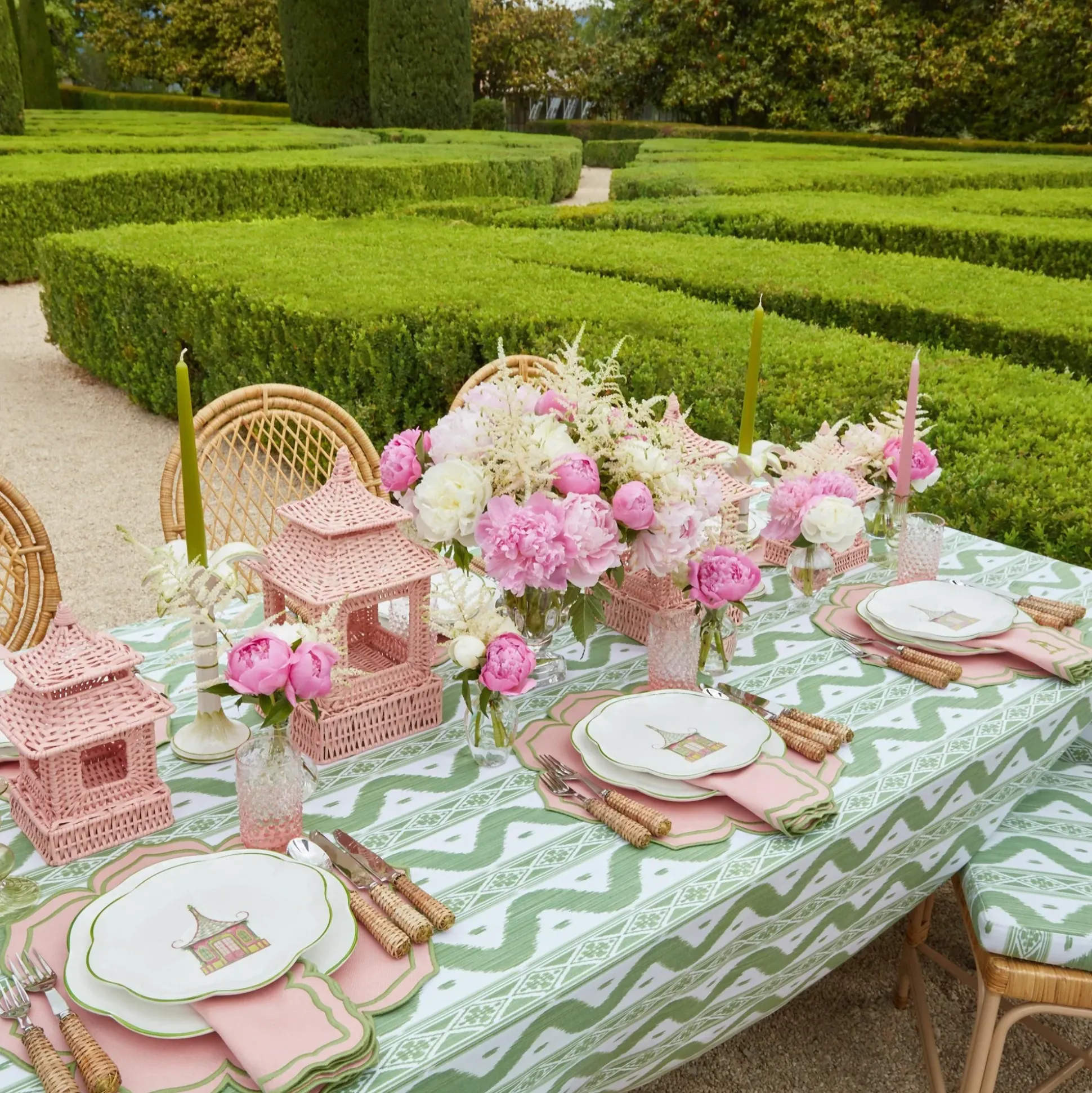 Fleur Pink Placemats & Napkins (Set Of 4)