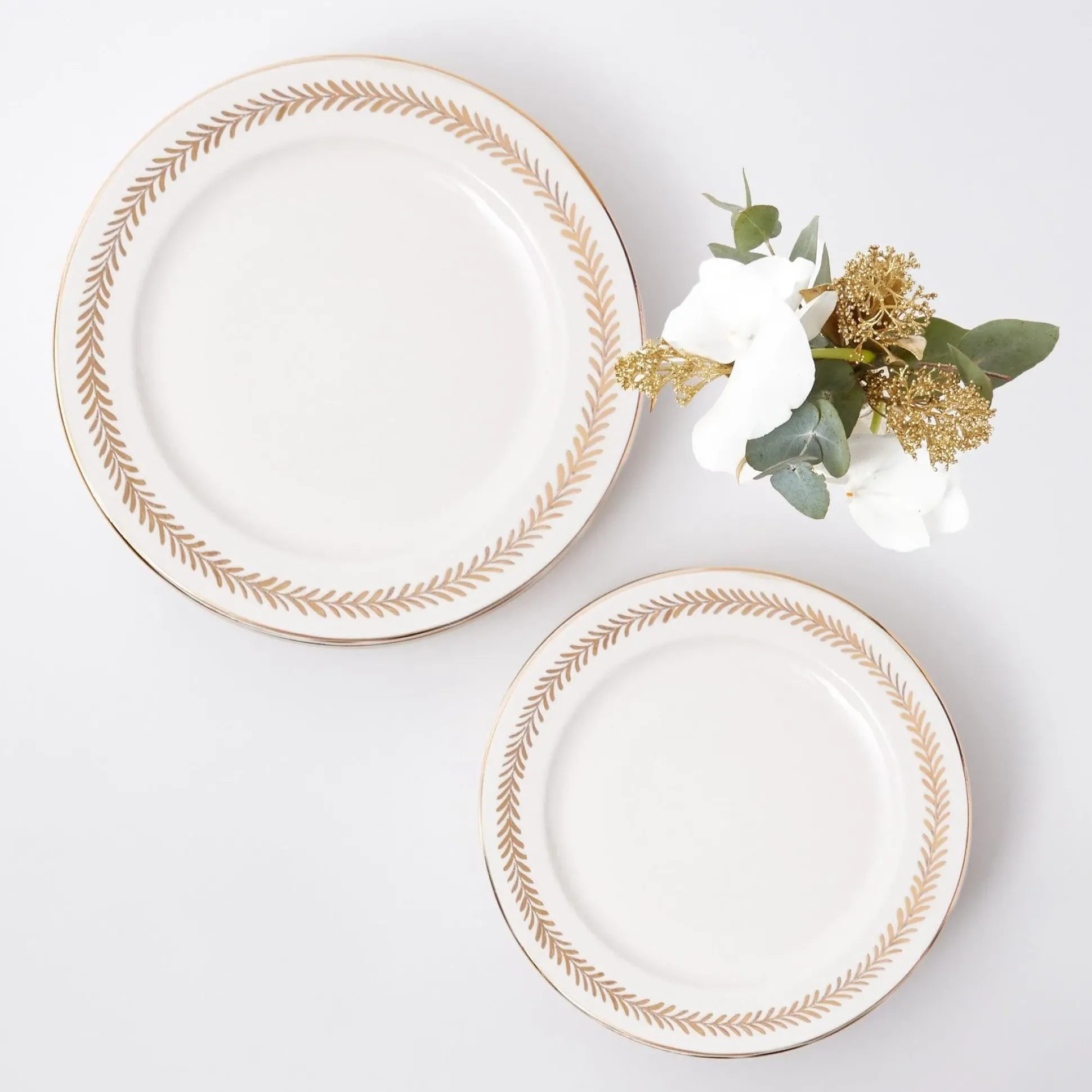Gold Garland Dinner Plate