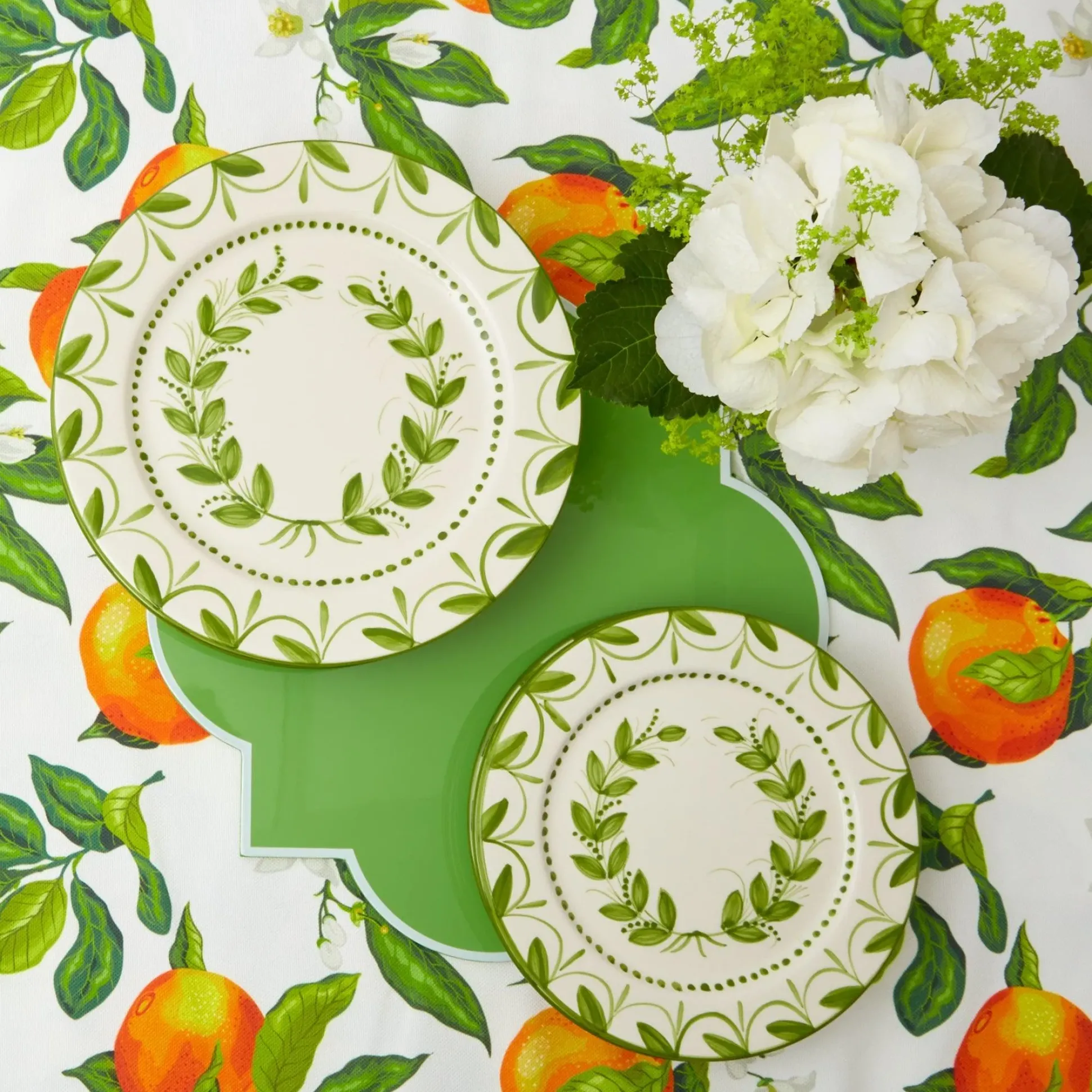 Green Garland Dinner Plate