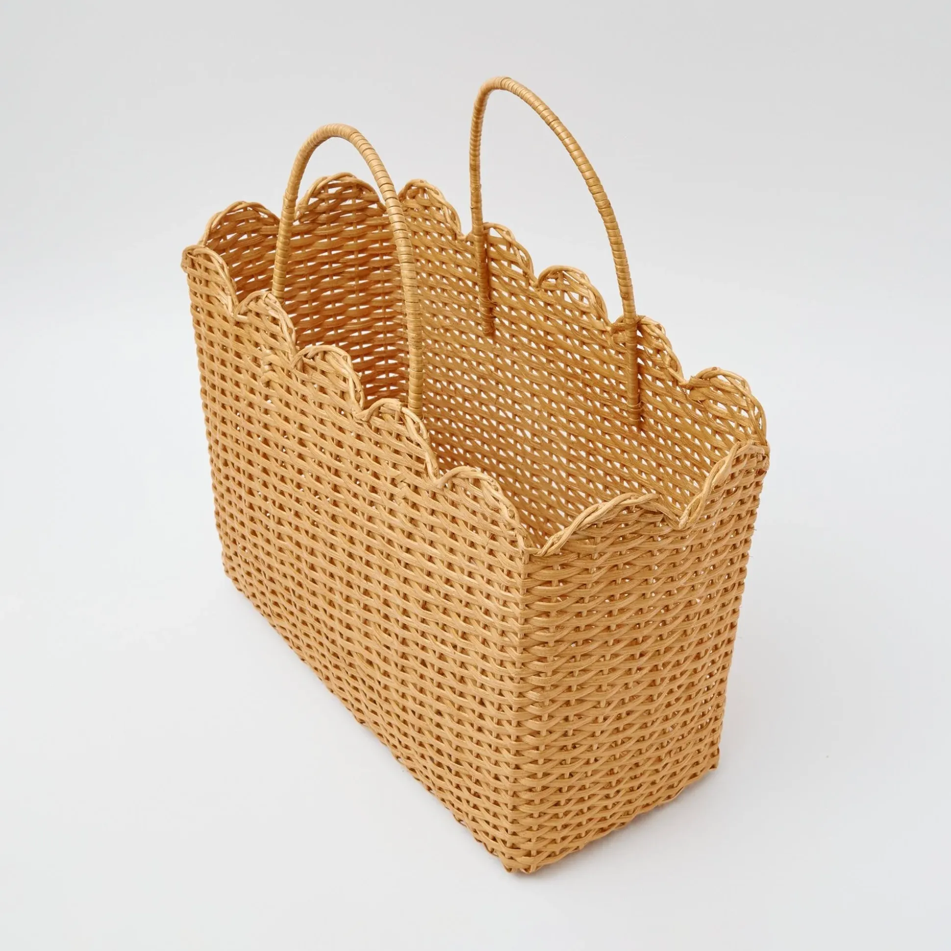 Mrs. Alice Rattan Tote Bag (White Bow)