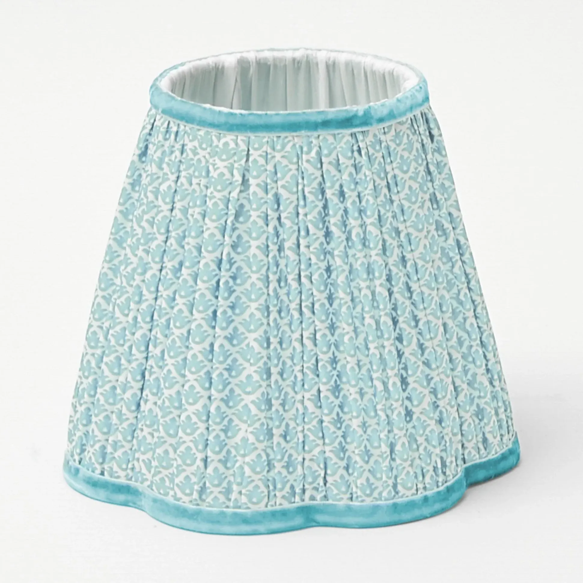 Rechargeable Lamp With Baby Blue Lotus Lampshade