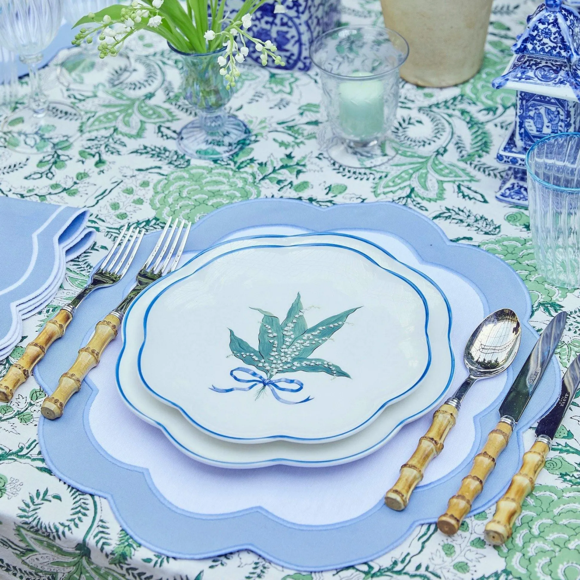 Scalloped Lily Of The Valley Starter Plate (Set Of 4)