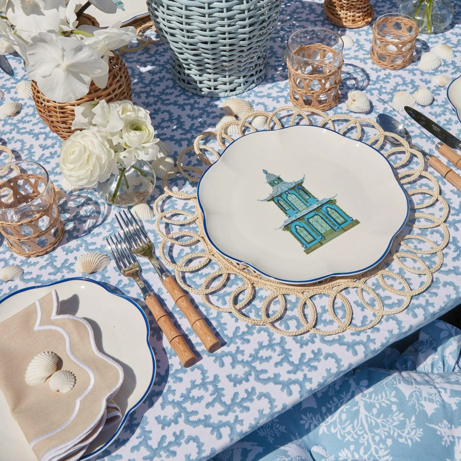 Scalloped Pagoda Dinner Plate (Set Of 4)