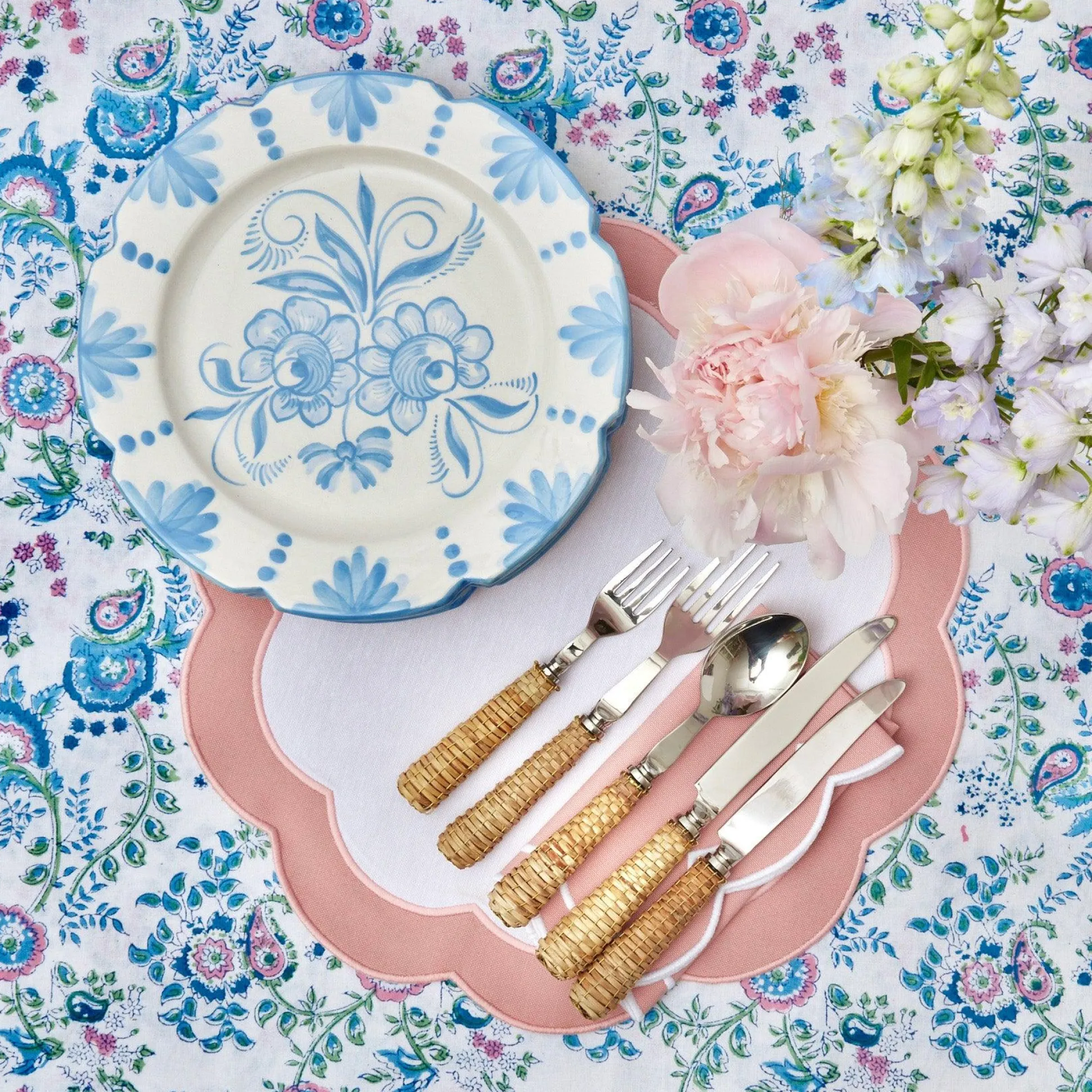 Seville Blue Gardenia Dinner Plate