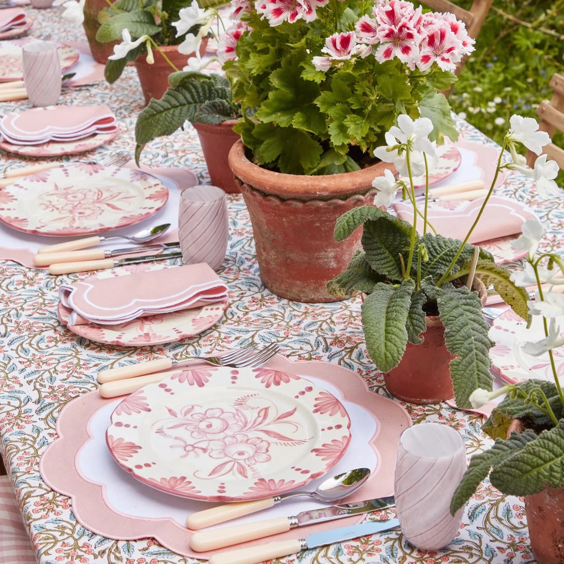 Seville Pink Gardenia Starter Plate (Set Of 4)