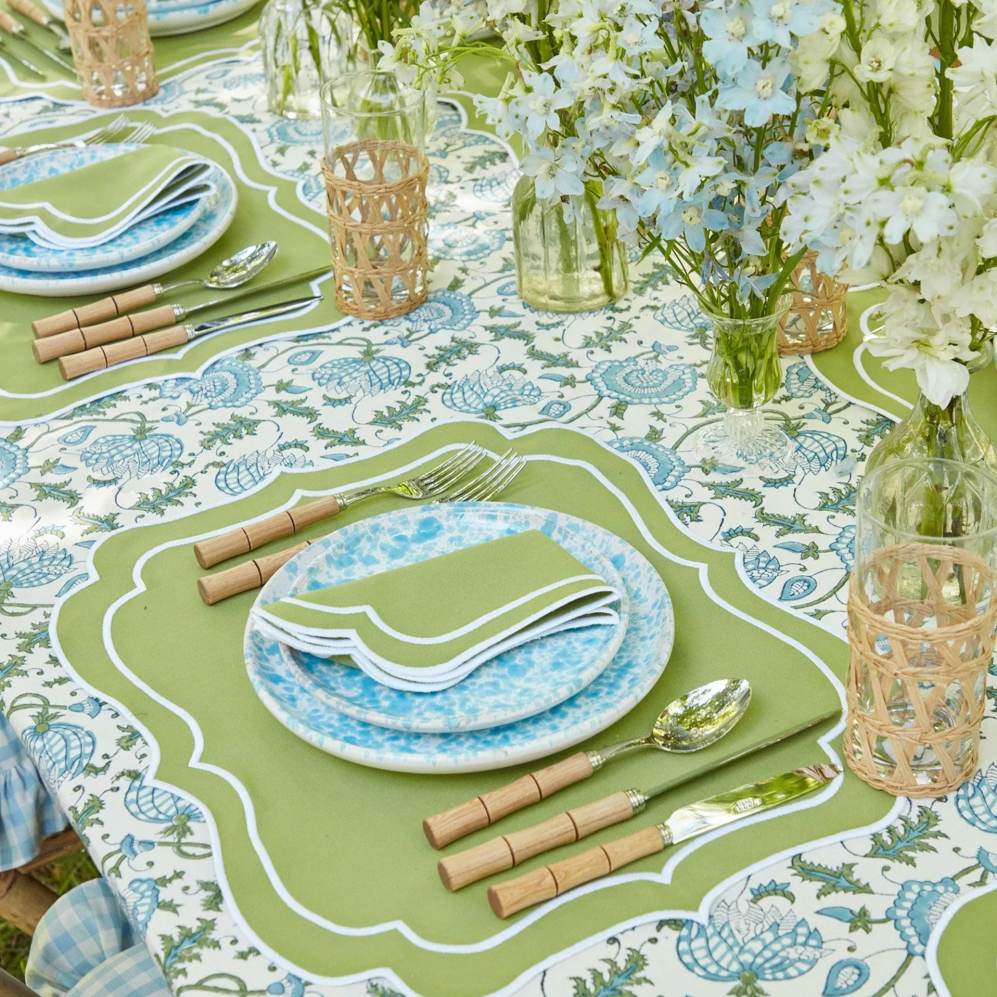 Sylvie Green Embroidered Napkins (Set Of 4)