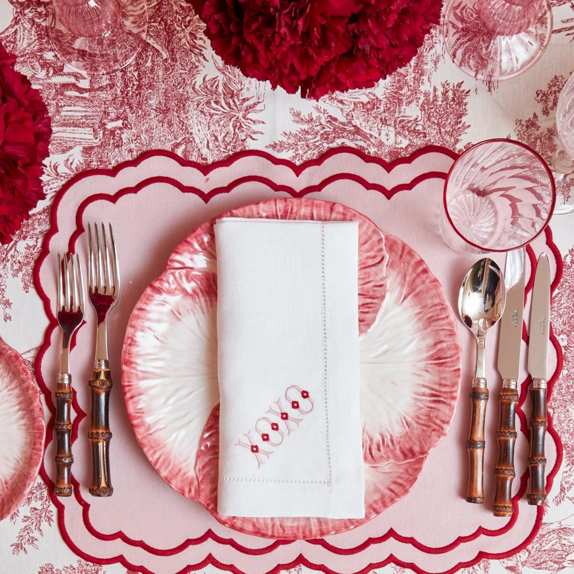 White Linen Xoxo Napkins (Set Of 4)
