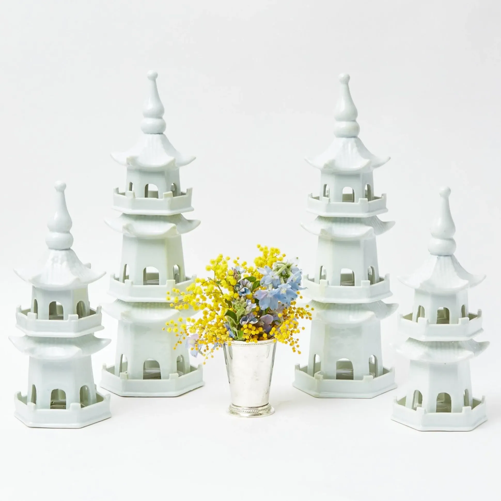 White Porcelain Pagoda Decoration Set