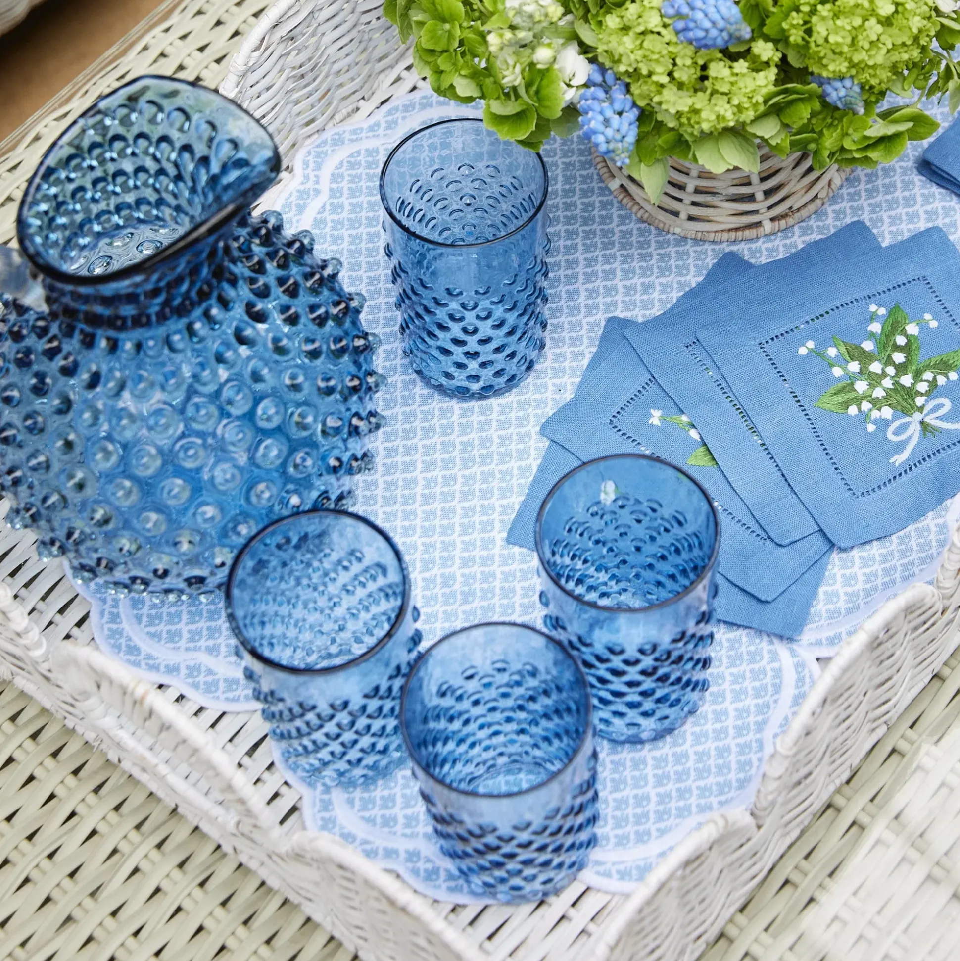 White Scalloped Rattan Tray