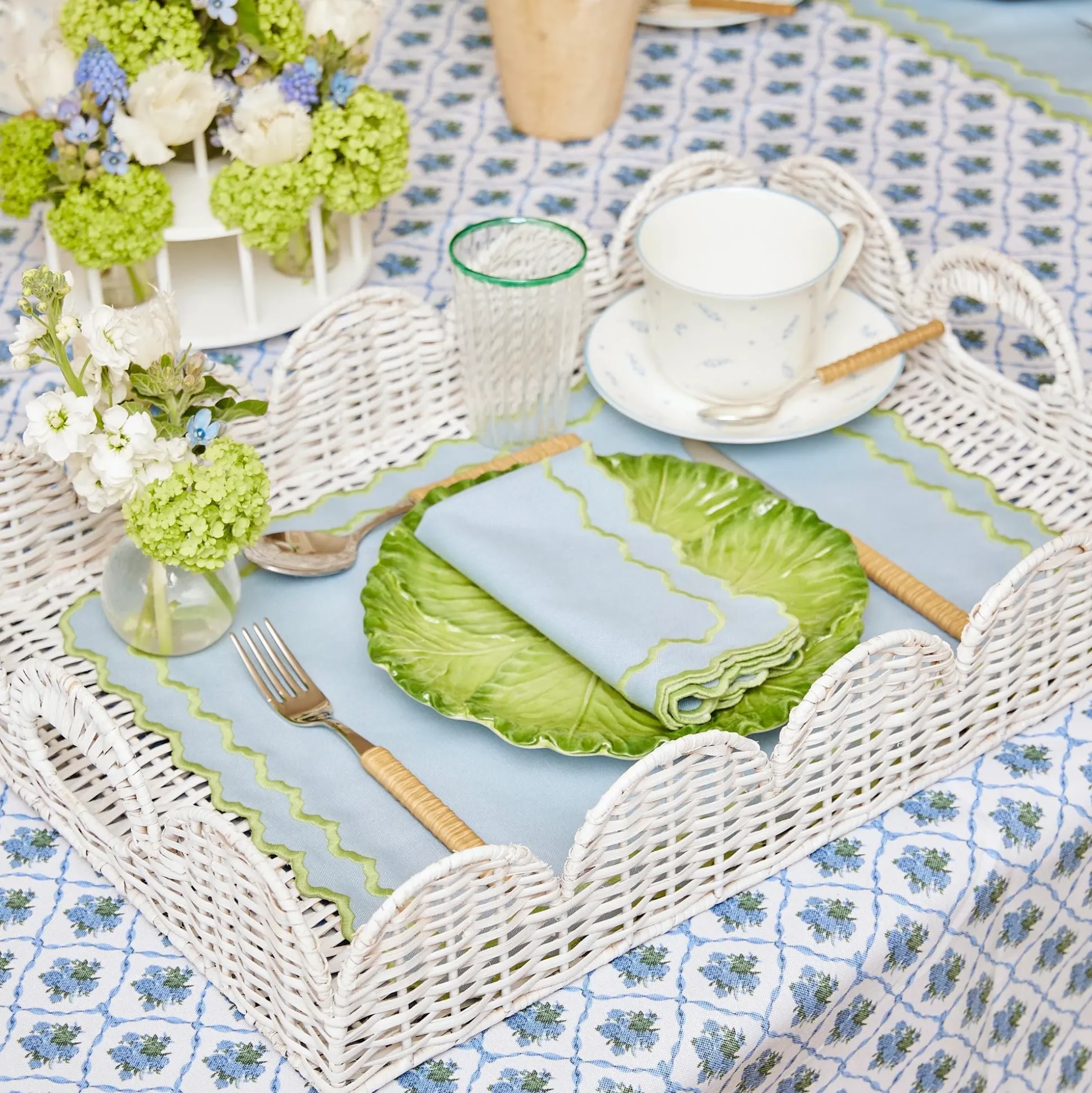 White Scalloped Rattan Tray